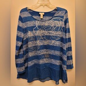 Long sleeve top with flower decoration on front. Size 1x